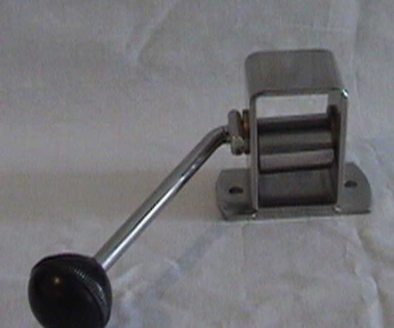 Mountable Pinch Clamp- Two Way